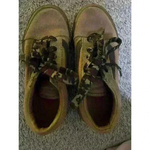 Vans Old Skool Shoes Boys 13 Camo Sidewall Cornstalk Skate Sneakers